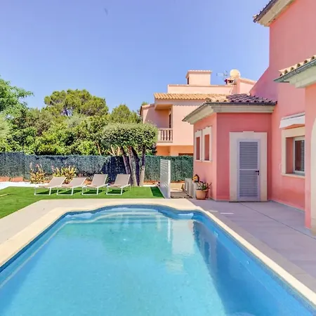 Maria Bonaire By Sealand Alcudia (Mallorca)